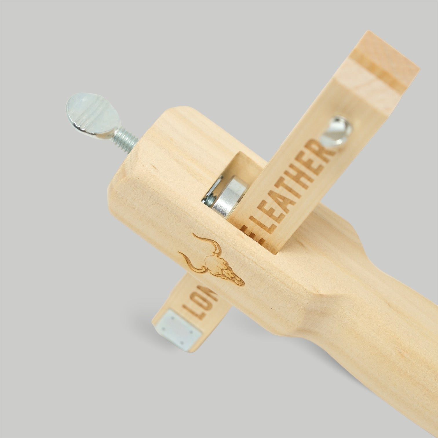 L.L. Strap Cutter