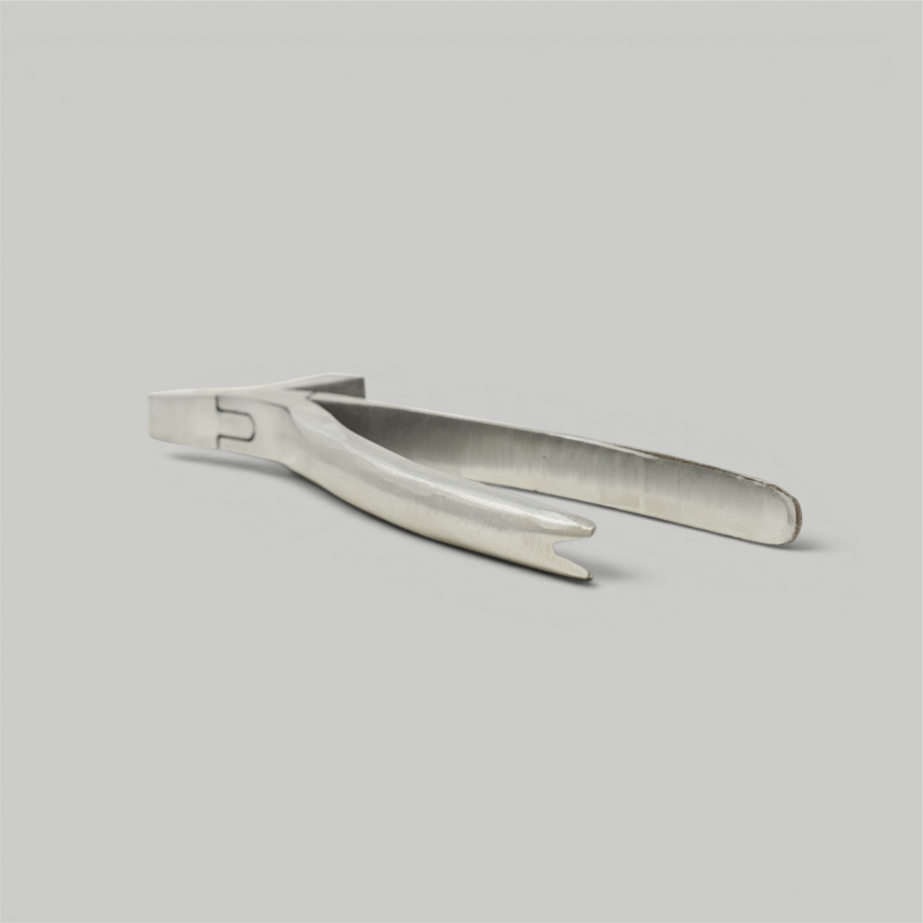L.L. Original Lasting Pincers