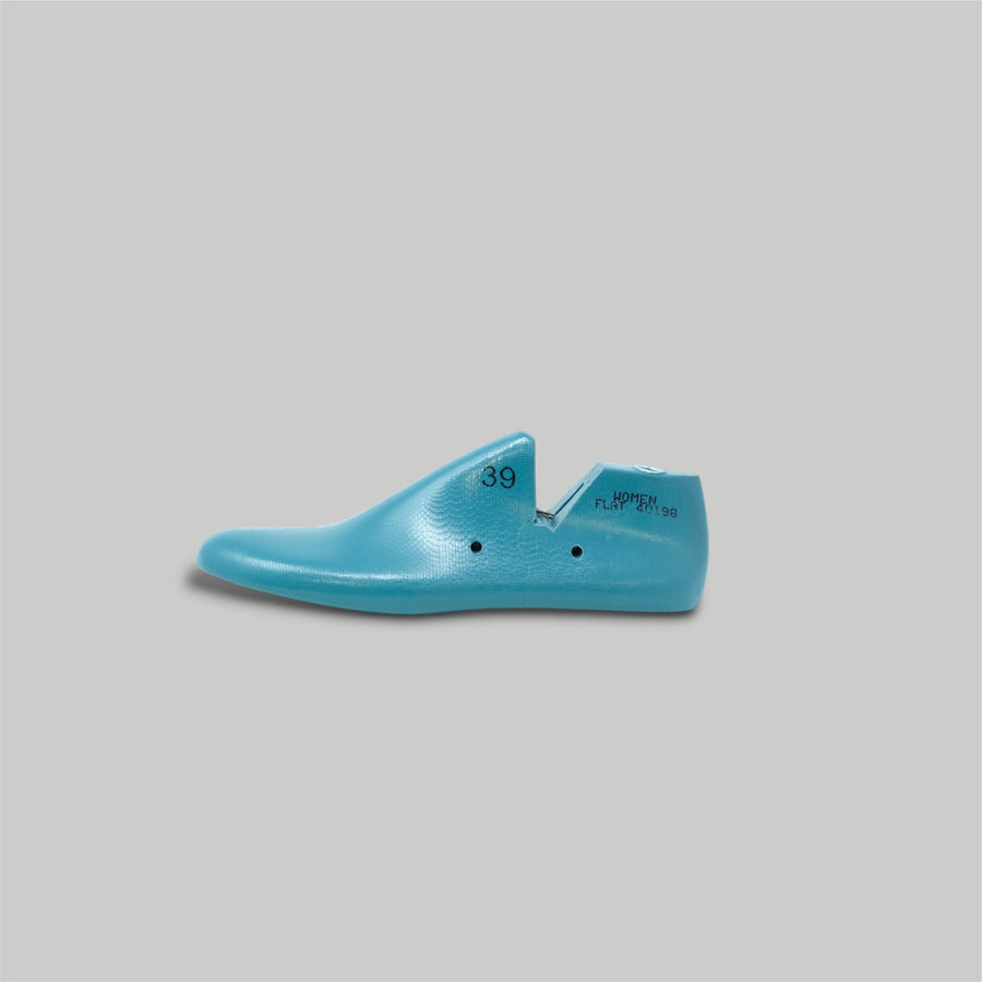 Flat Last / Women's