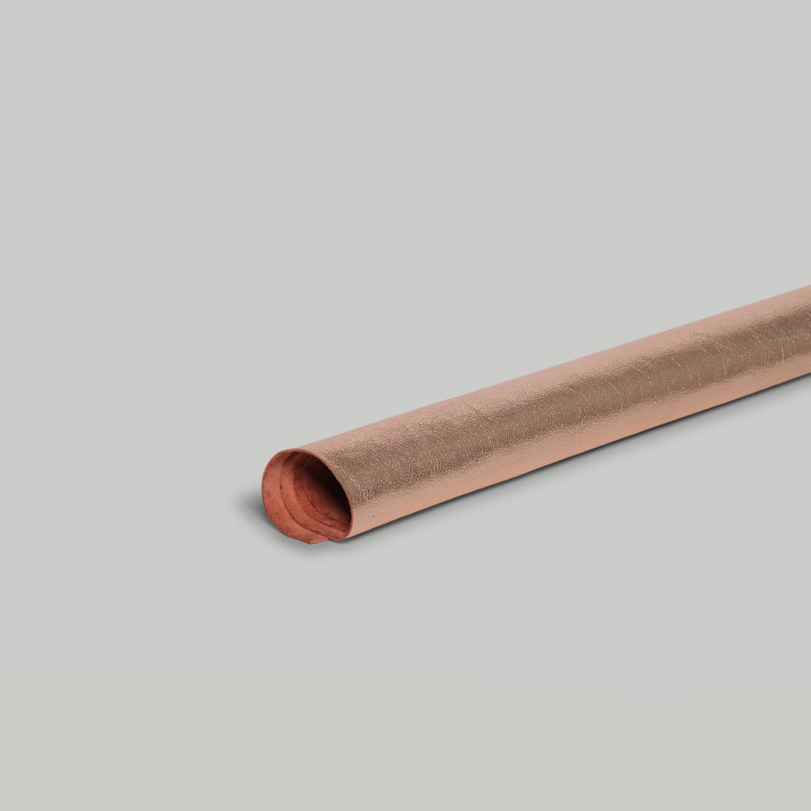 TITAN METALLIC COWHIDE / 17 COLOURS