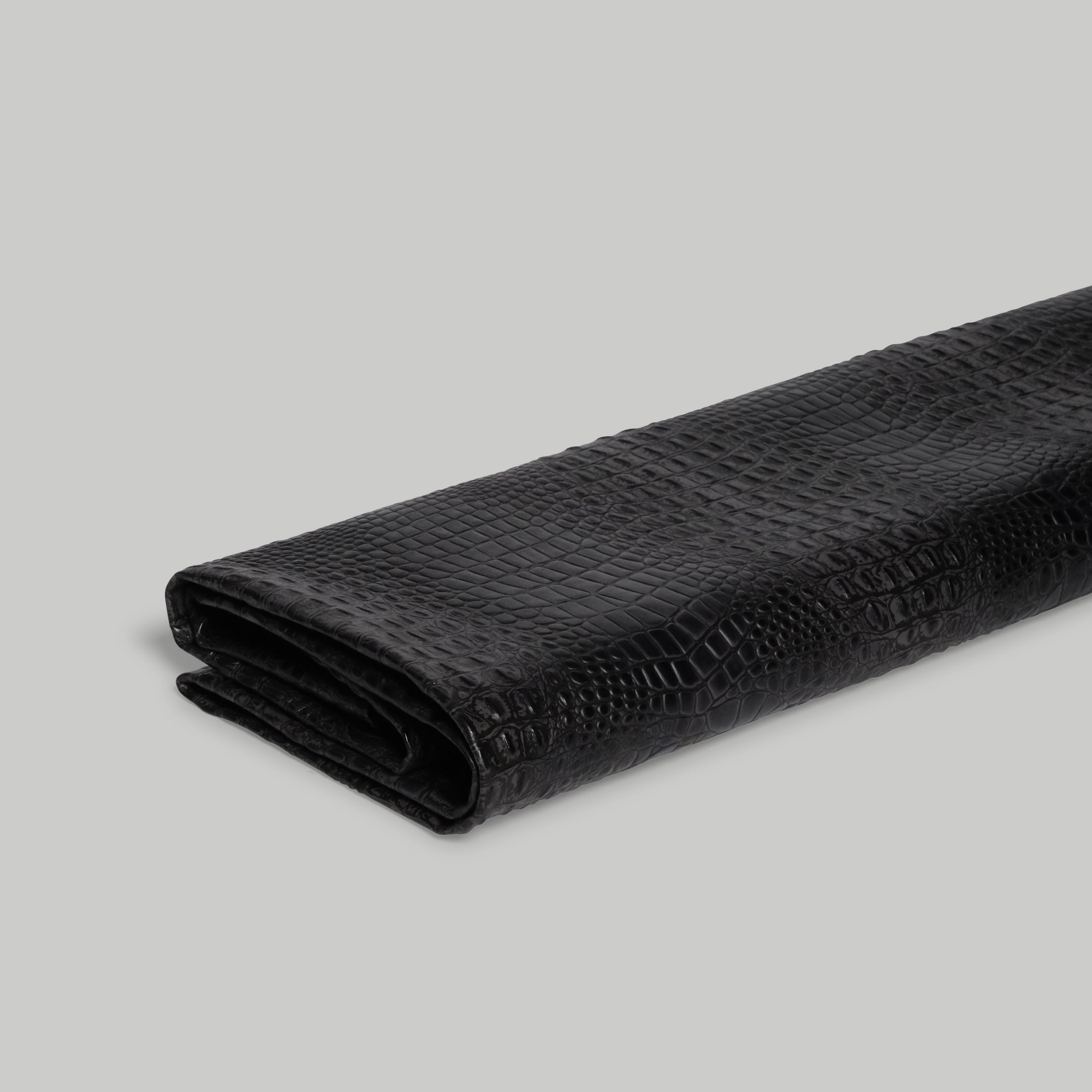 Italian Croco Embossed Cowhide / 8 COLOURS