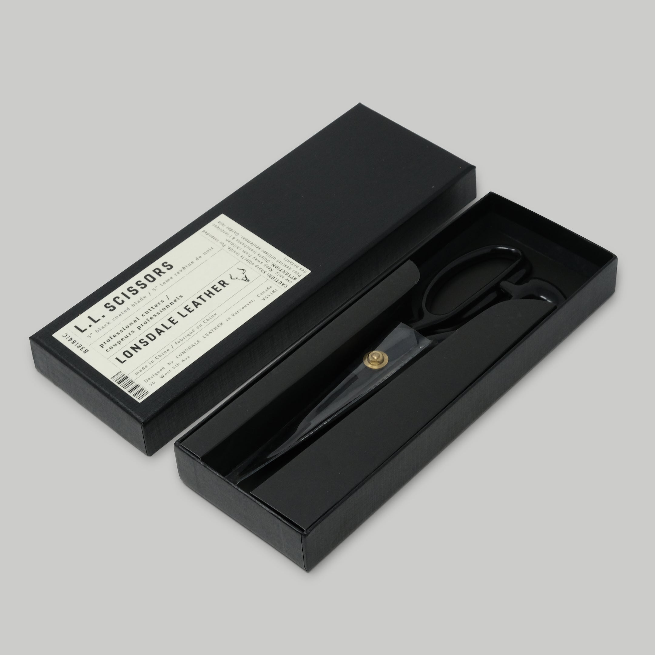 Lonsdale Leather Premium Black Edition Scissors