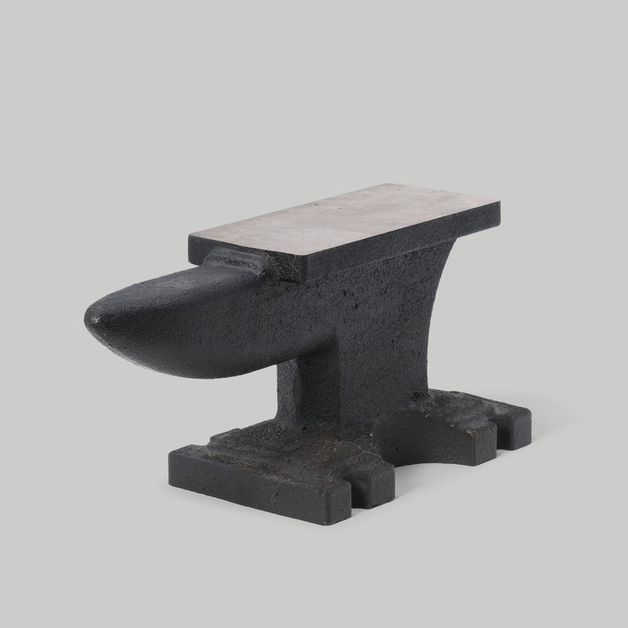 Anvil / 2.2 lbs / 6.6 lbs / 11 lbs / 24 lbs