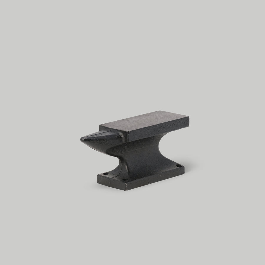 Anvil / 2.2 lbs / 6.6 lbs / 11 lbs / 24 lbs