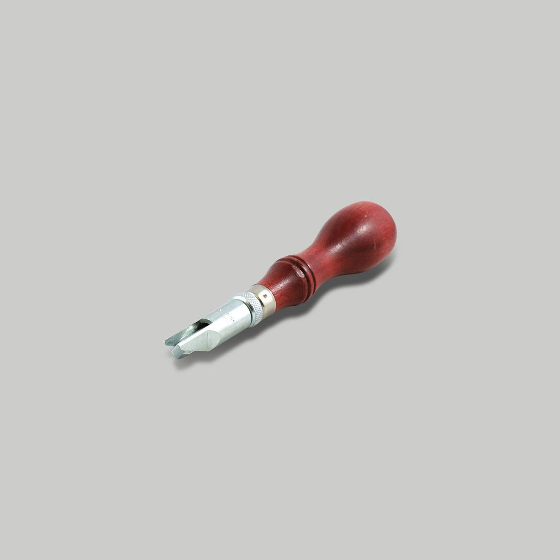 C.S. Osborne Adjustable V-Gouge