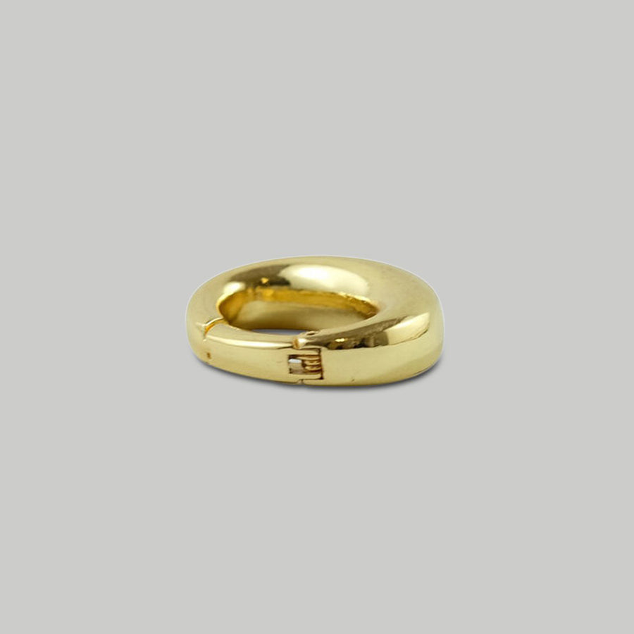 Chunky Oval Spring Gate Ring / 3 colours