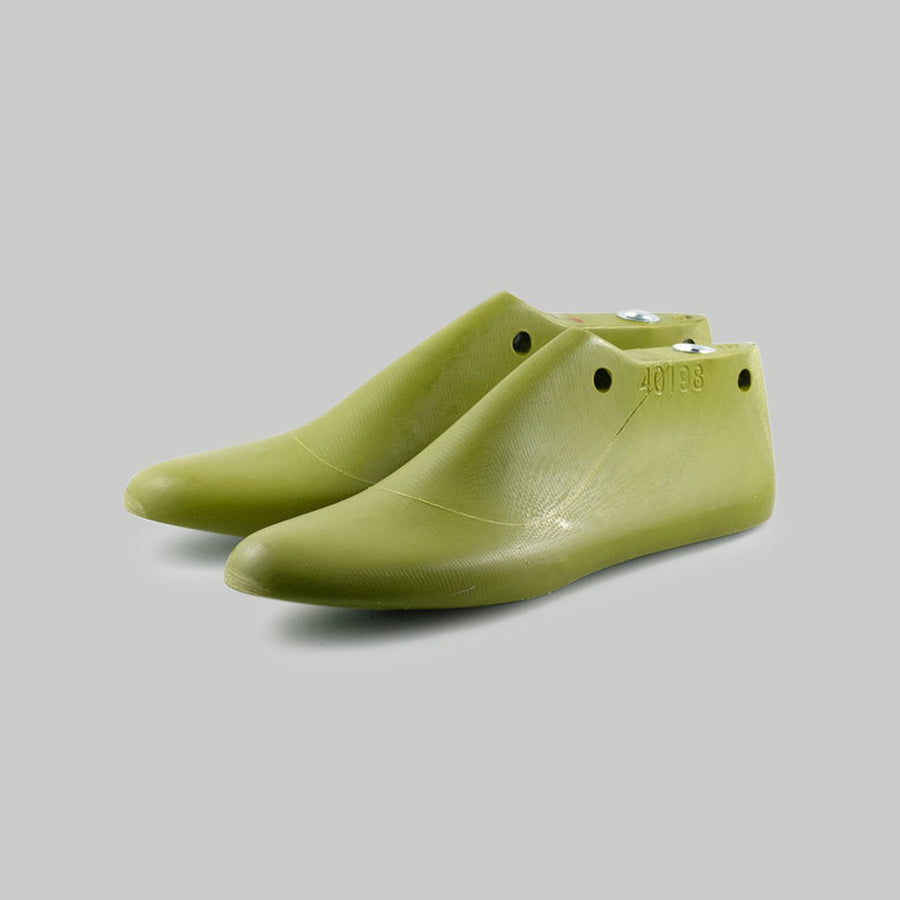 Flat Last / Women's