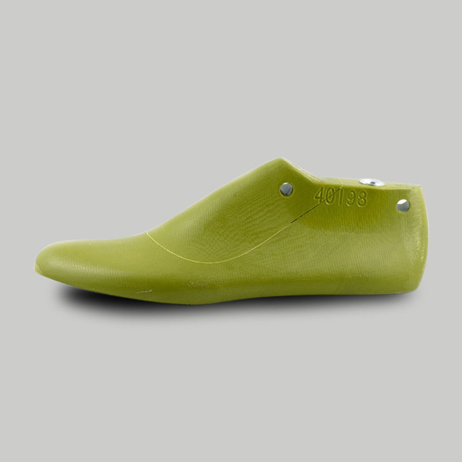 Flat Last / Women's