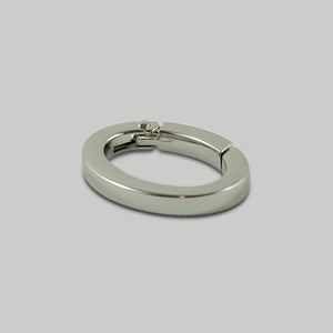 Spring Gate Oval Ring