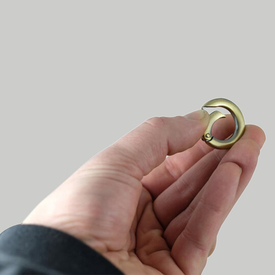 Flat Spring Gate Ring / 3 colours