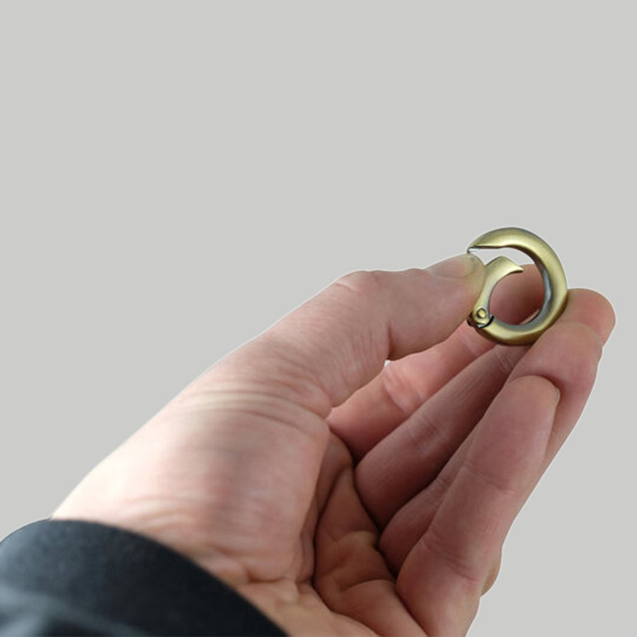 Flat Spring Gate Ring / 3 colours