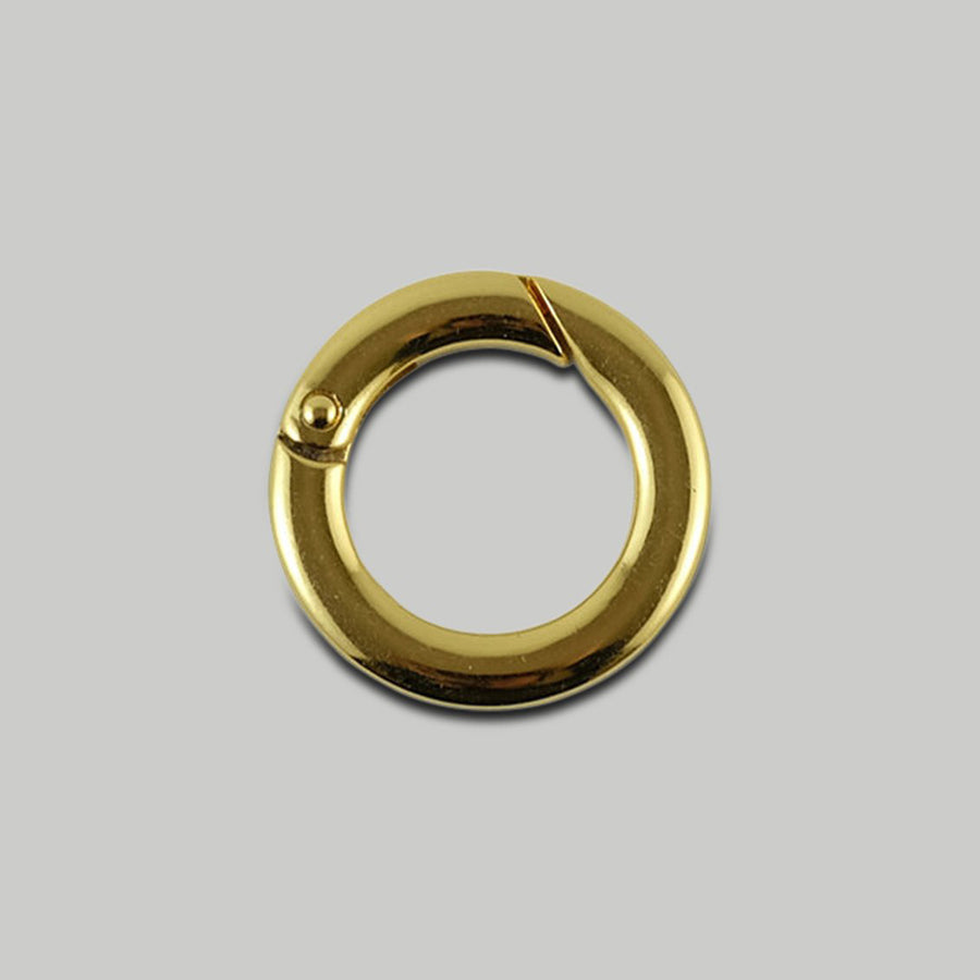 Flat Spring Gate Ring / 3 colours