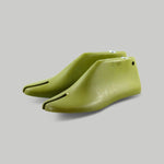 Load image into Gallery viewer, Sandal Last / Mens
